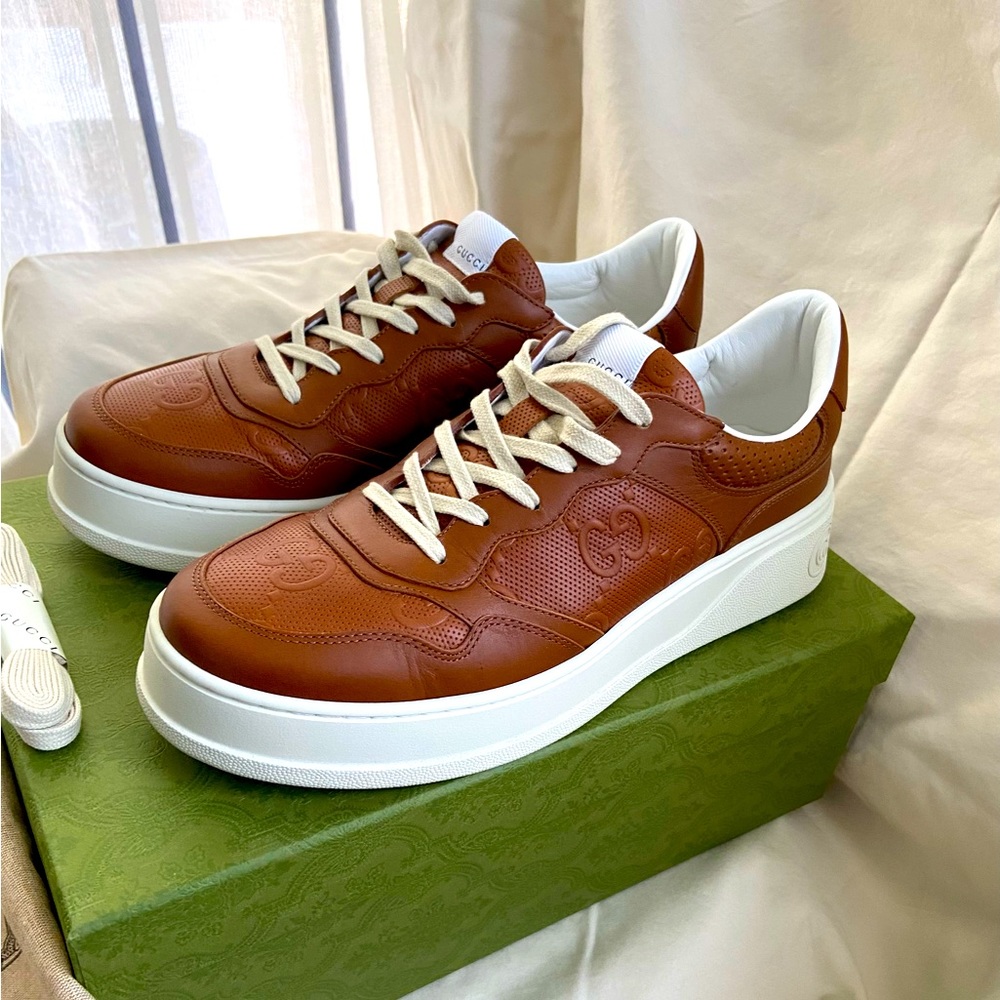 GUCCI - Men’s GG sneaker Size Gucci 10/US 10.5 $400